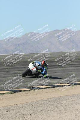 media/Oct-13-2025-Moto Forza (Mon) [[a66d839500]]/2-A Group/Session 2 (Bowl)/